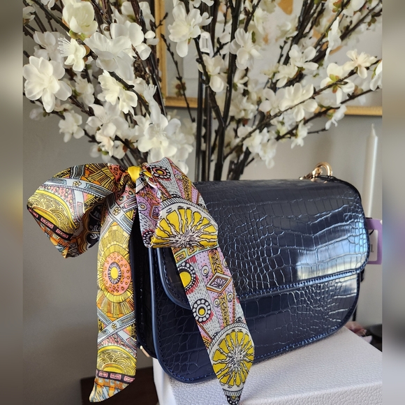 HOUSE OF WANT NYC Fire Saddle Flap Navy Croc Vegan Multistrap Bag NWT - Picture 4 of 16